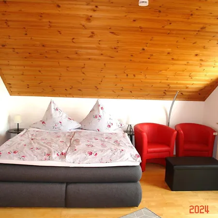 In Sponsheim Apartment